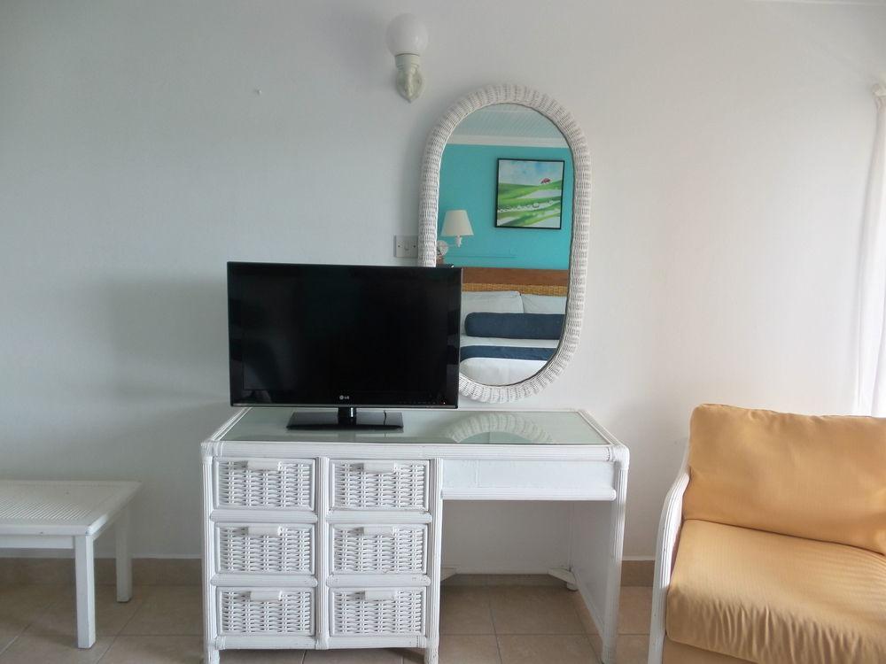 St. George's Flamboyant Hotel & Villas מראה חיצוני תמונה