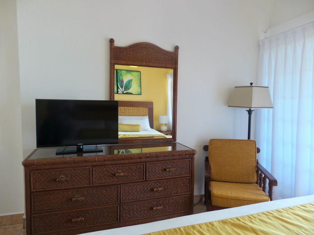 St. George's Flamboyant Hotel & Villas מראה חיצוני תמונה