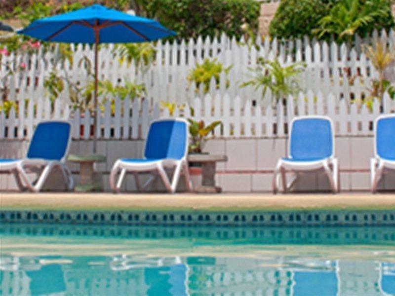 St. George's Flamboyant Hotel & Villas מראה חיצוני תמונה