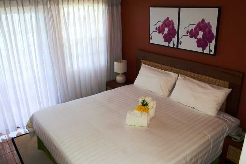 St. George's Flamboyant Hotel & Villas מראה חיצוני תמונה